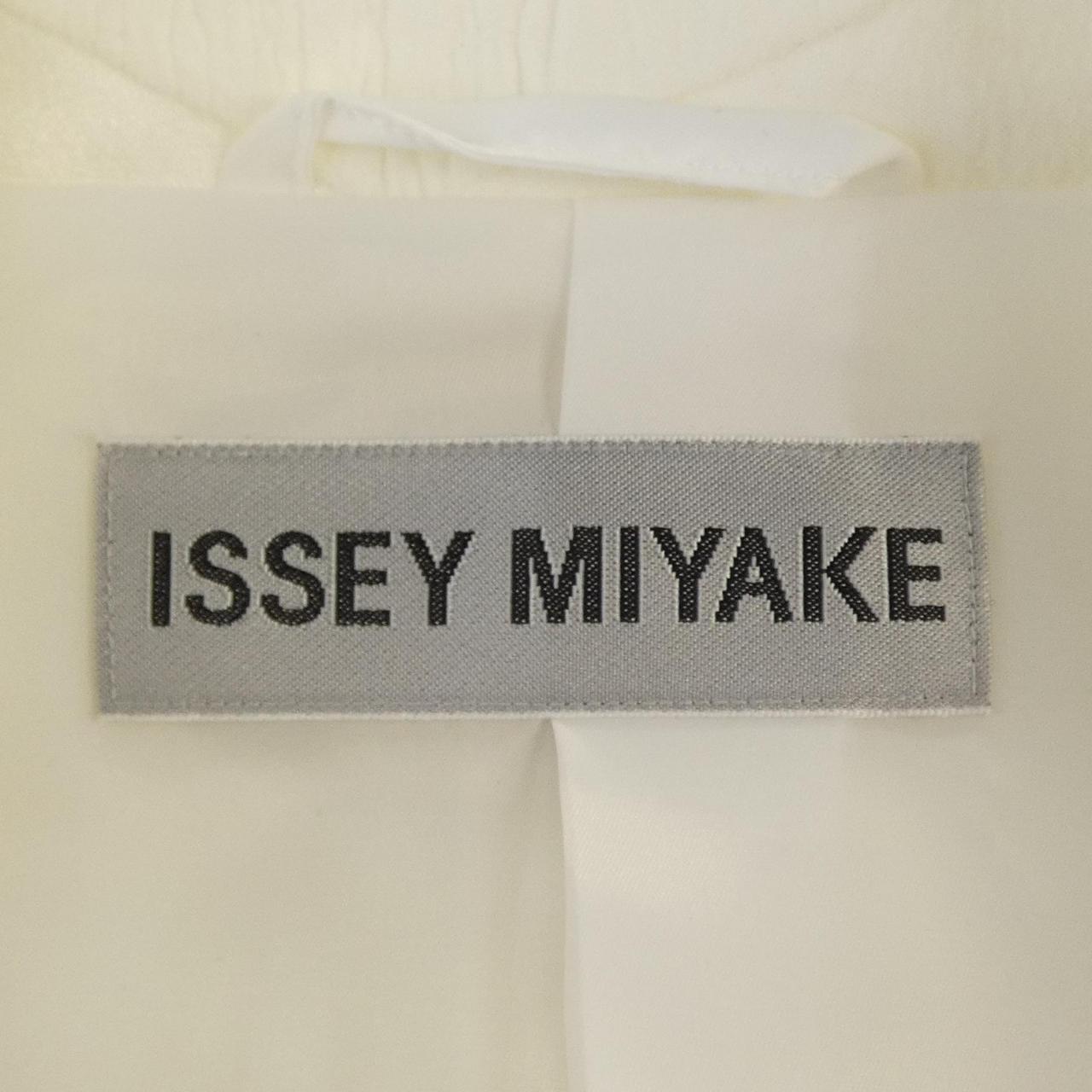 イッセイミヤケ ISSEY MIYAKE IM12FD581 ジャケット