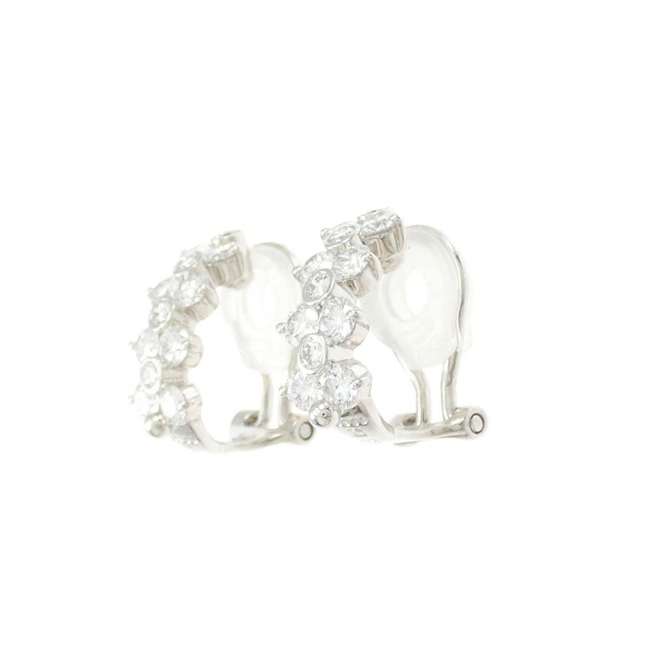 ロイヤル アッシャー ダイヤモンド イヤリング 1.04CT