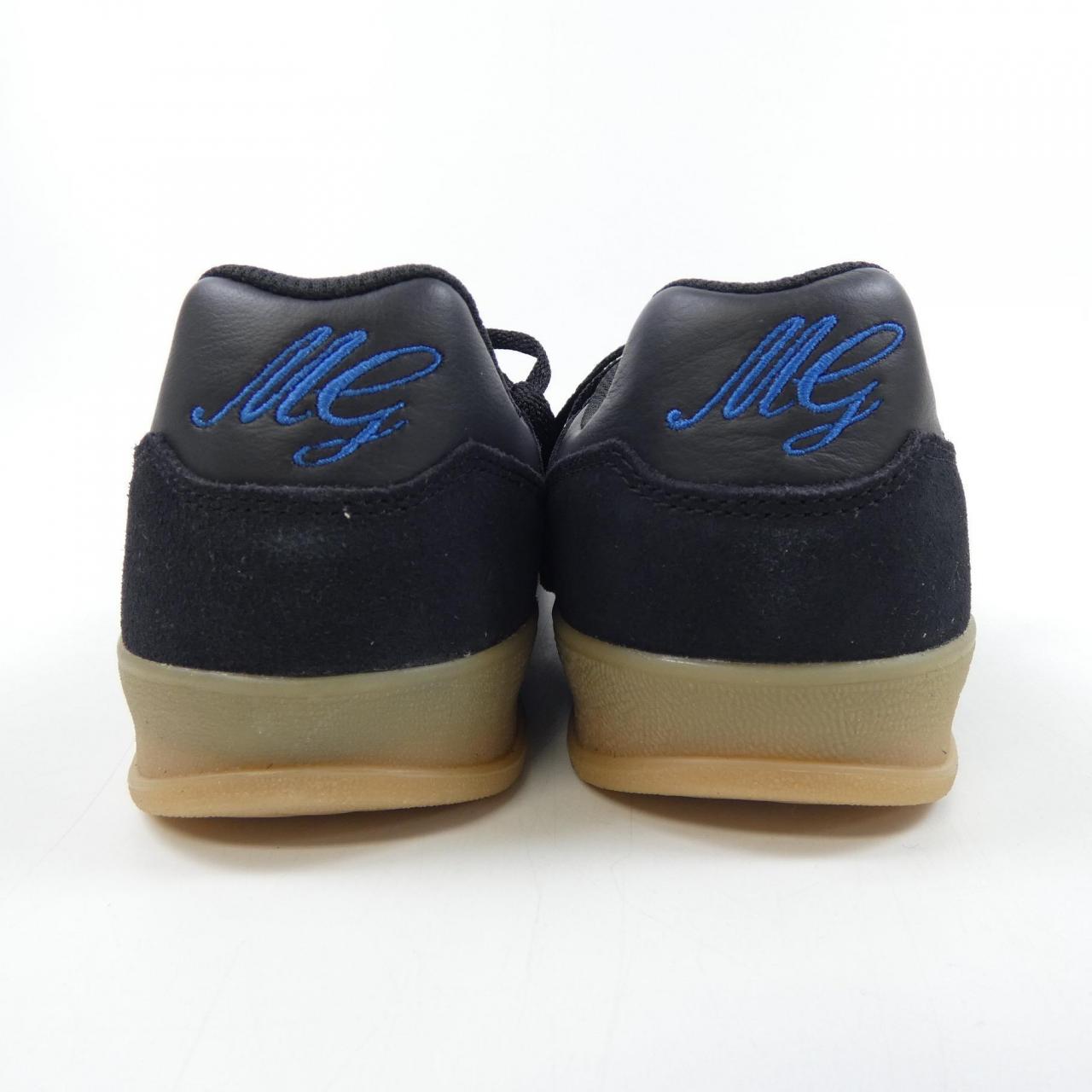 アディダス ADIDAS スニーカー