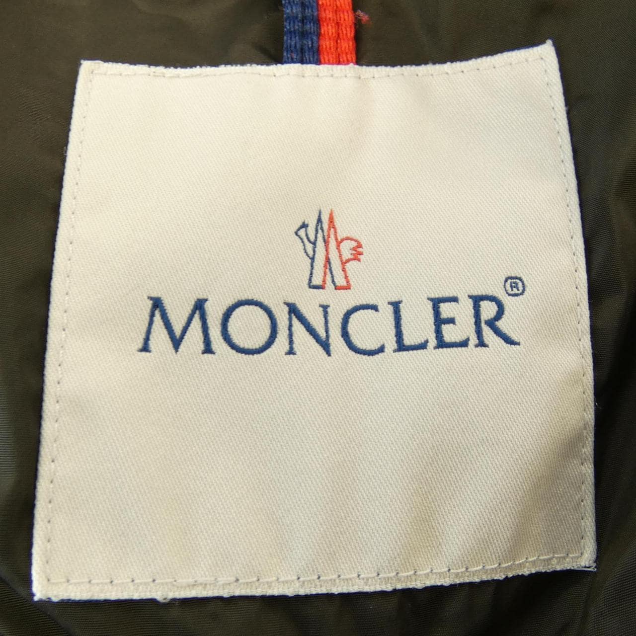 モンクレール MONCLER ダウンジャケット