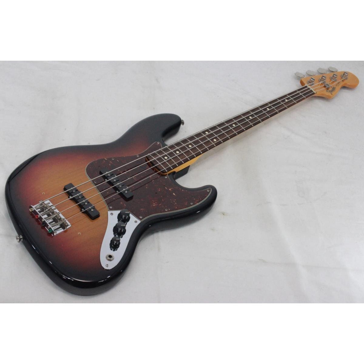 FENDER 62 JAZZ BASS