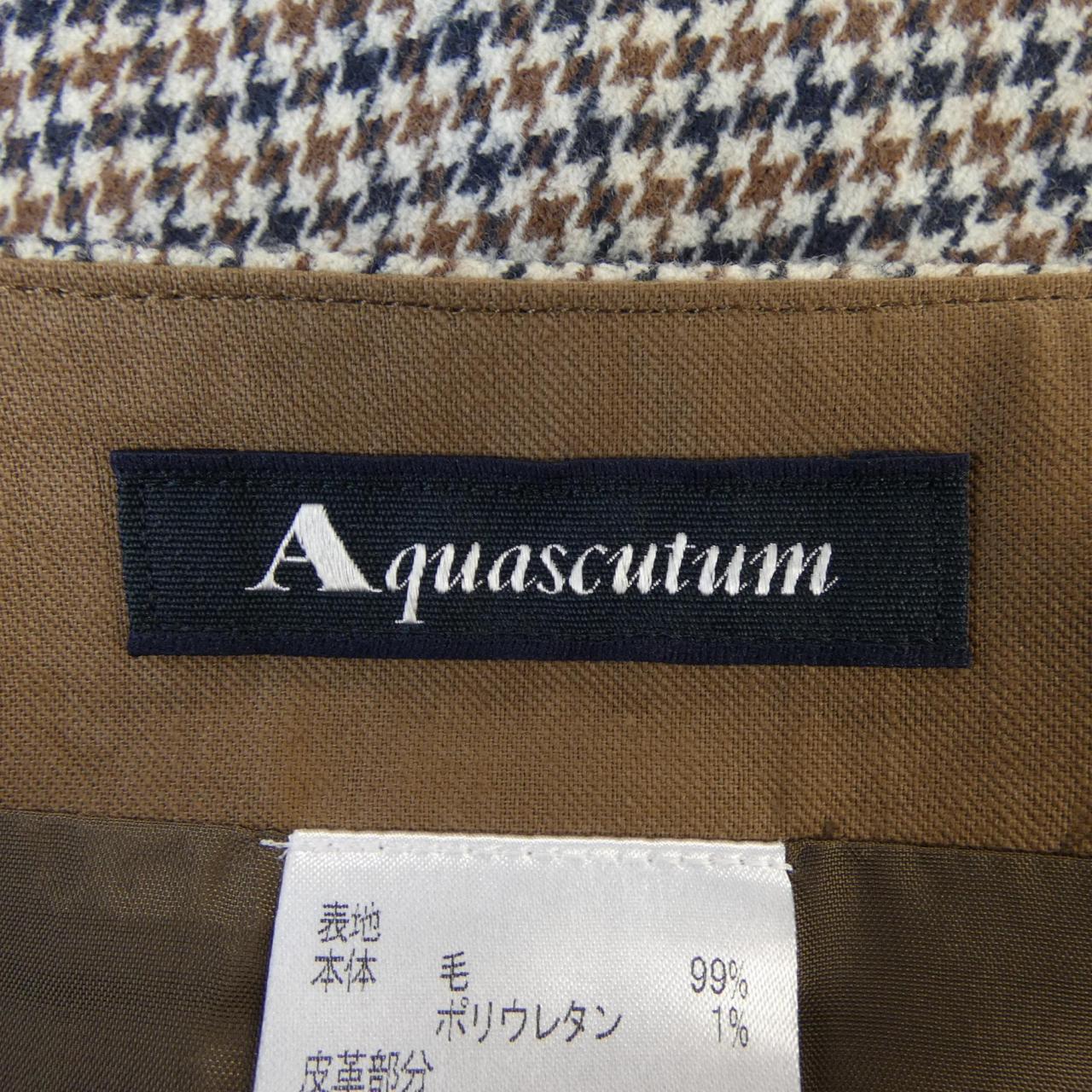 アクアスキュータム Aquascutum スカート
