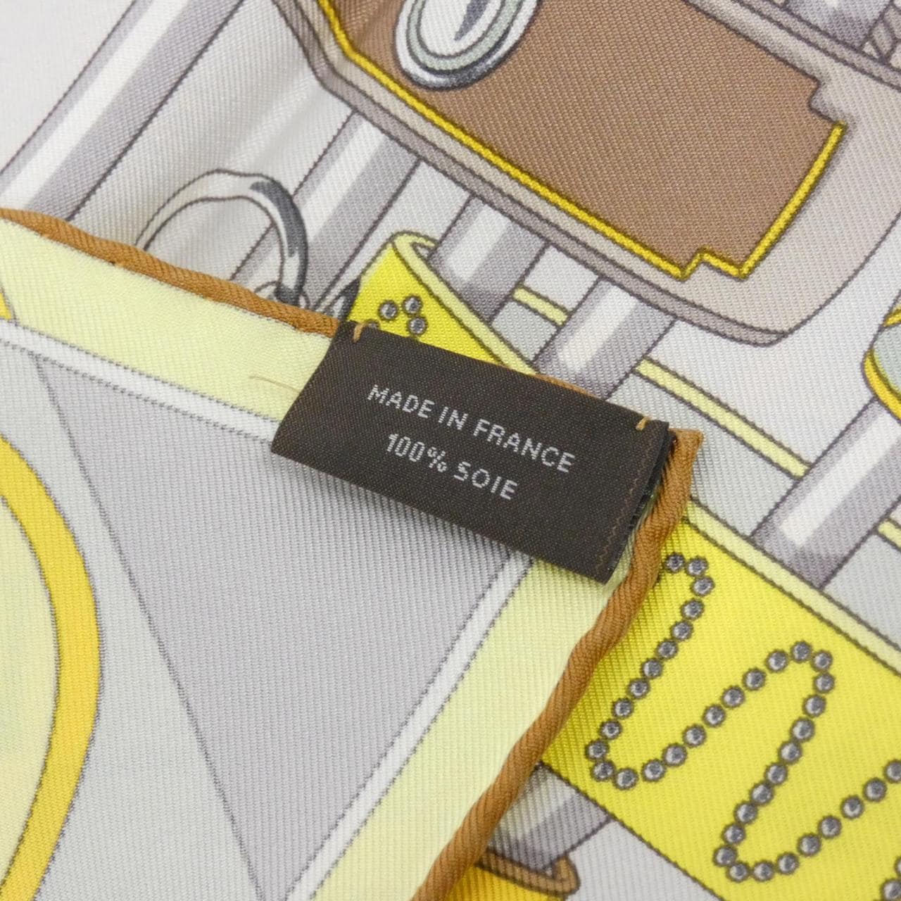 エルメス COLLIERS ET CHIENS カレ ウォッシュ 073453S スカーフ