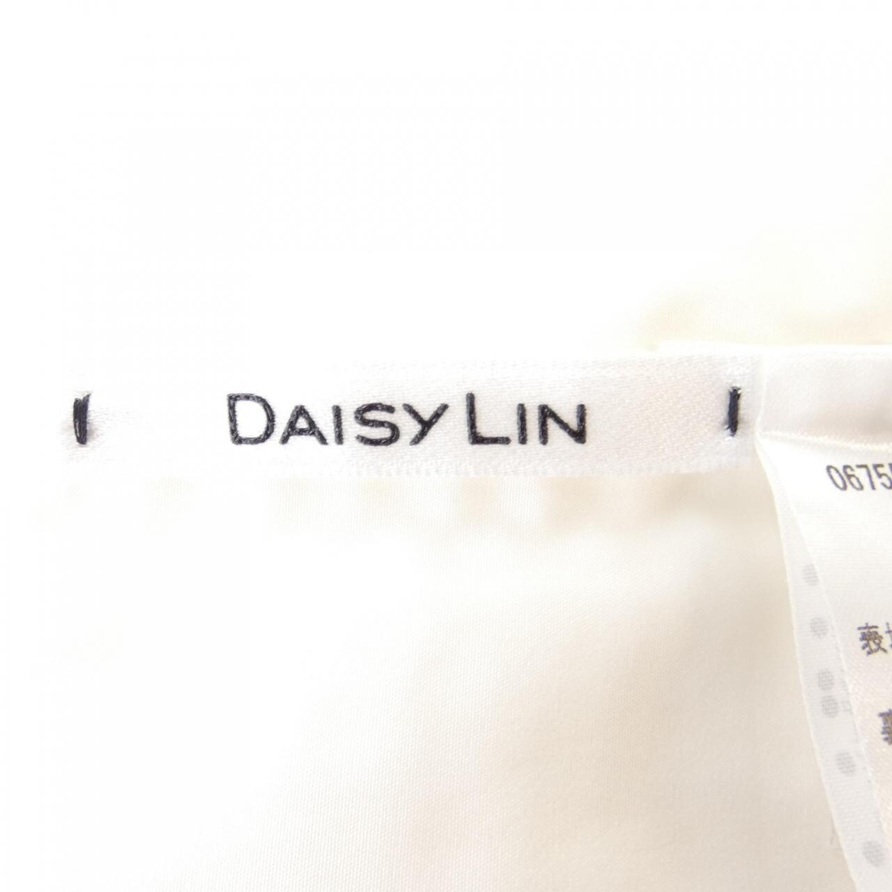 菊粉DAISY LIN上衣