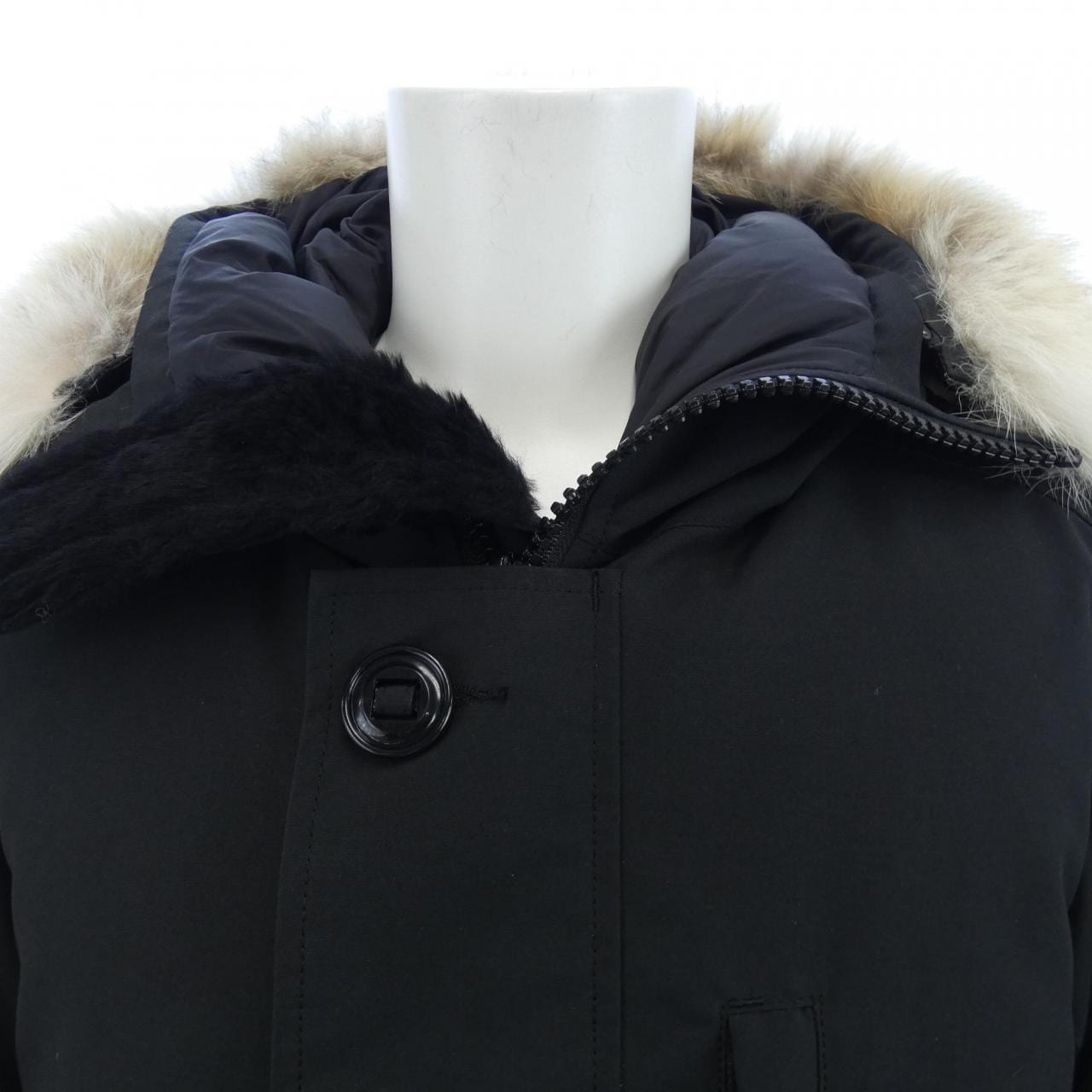 カナダグース CANADA GOOSE ダウンジャケット