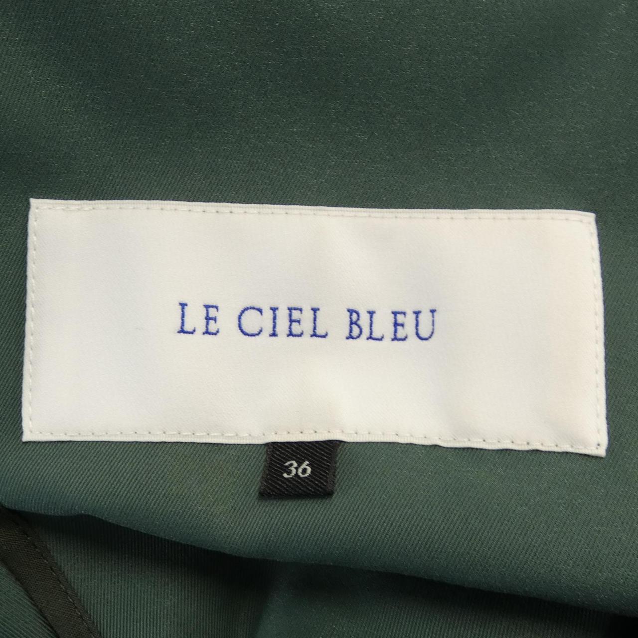 ルシェルブルー LE CIEL BLEU コート