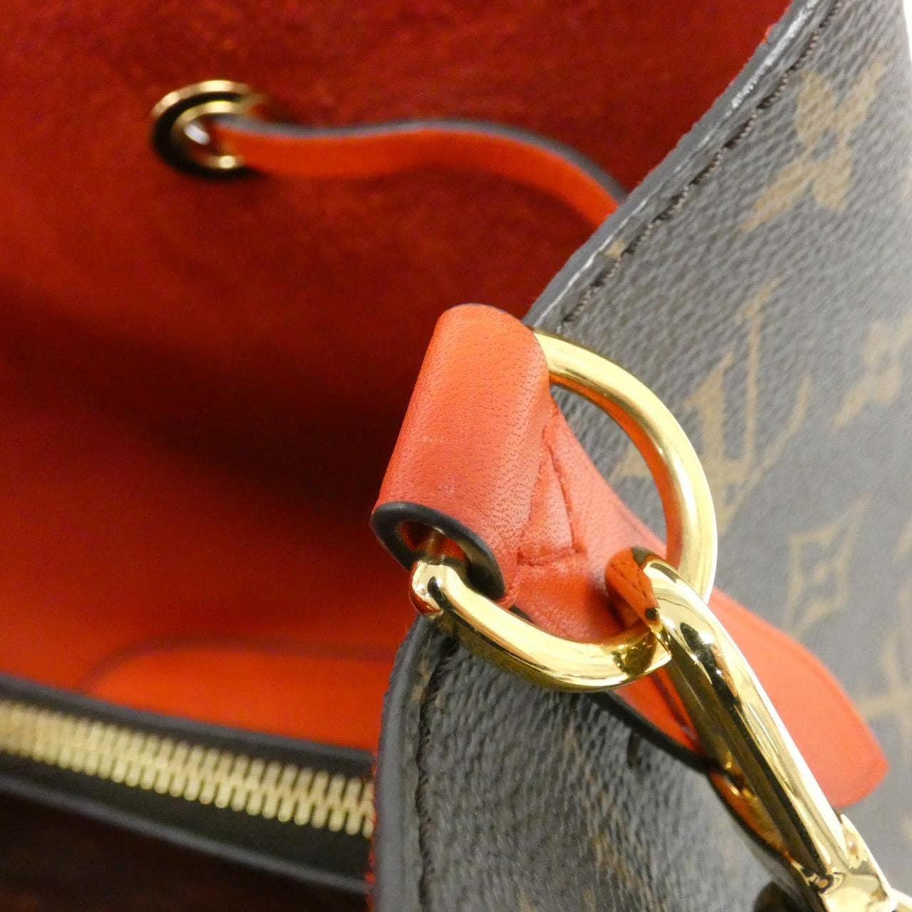 LOUIS VUITTON Monogram Neo Noe M44021 单肩包