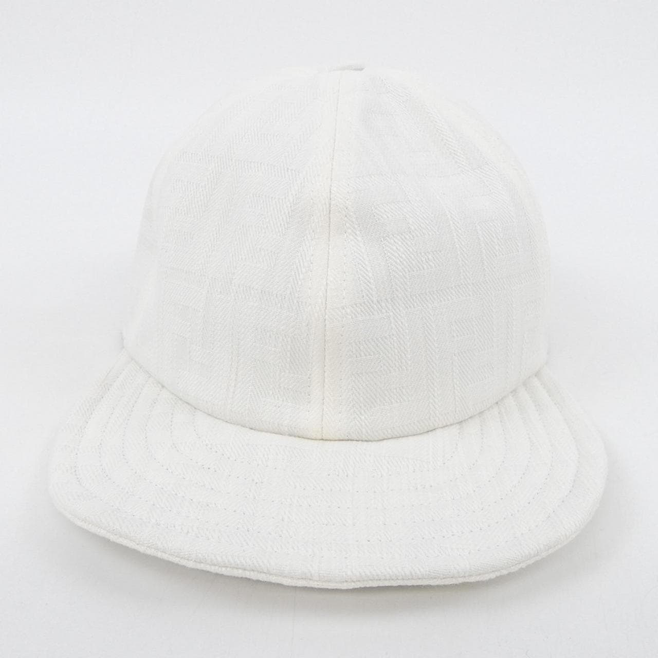 フェンディ FENDI FXQ964 AN9U キャップ