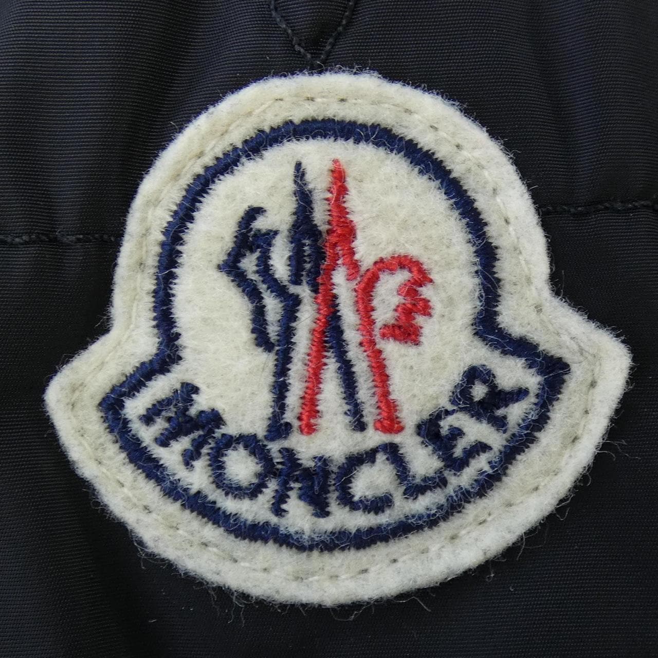 モンクレール MONCLER SERRE ダウンジャケット