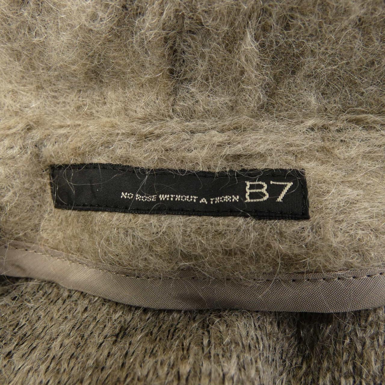 B7 カーディガン