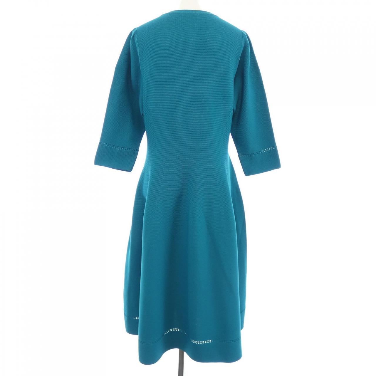 トゥービーシック TO BE CHIC ワンピース