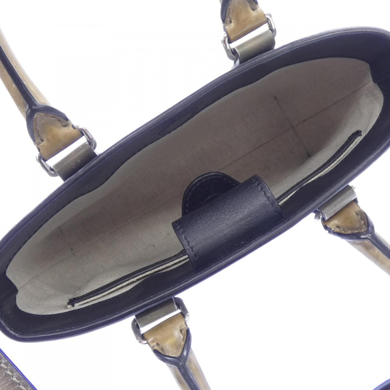 ベルルッティ Berluti トゥジュールガリバースクリットレザー BAG