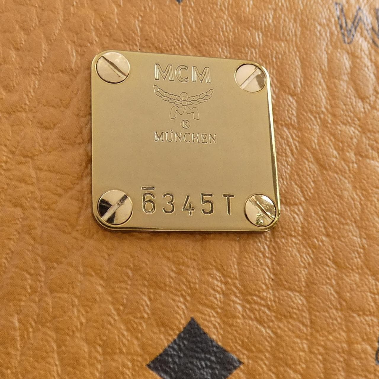 エムシーエム MCM BACKPACK