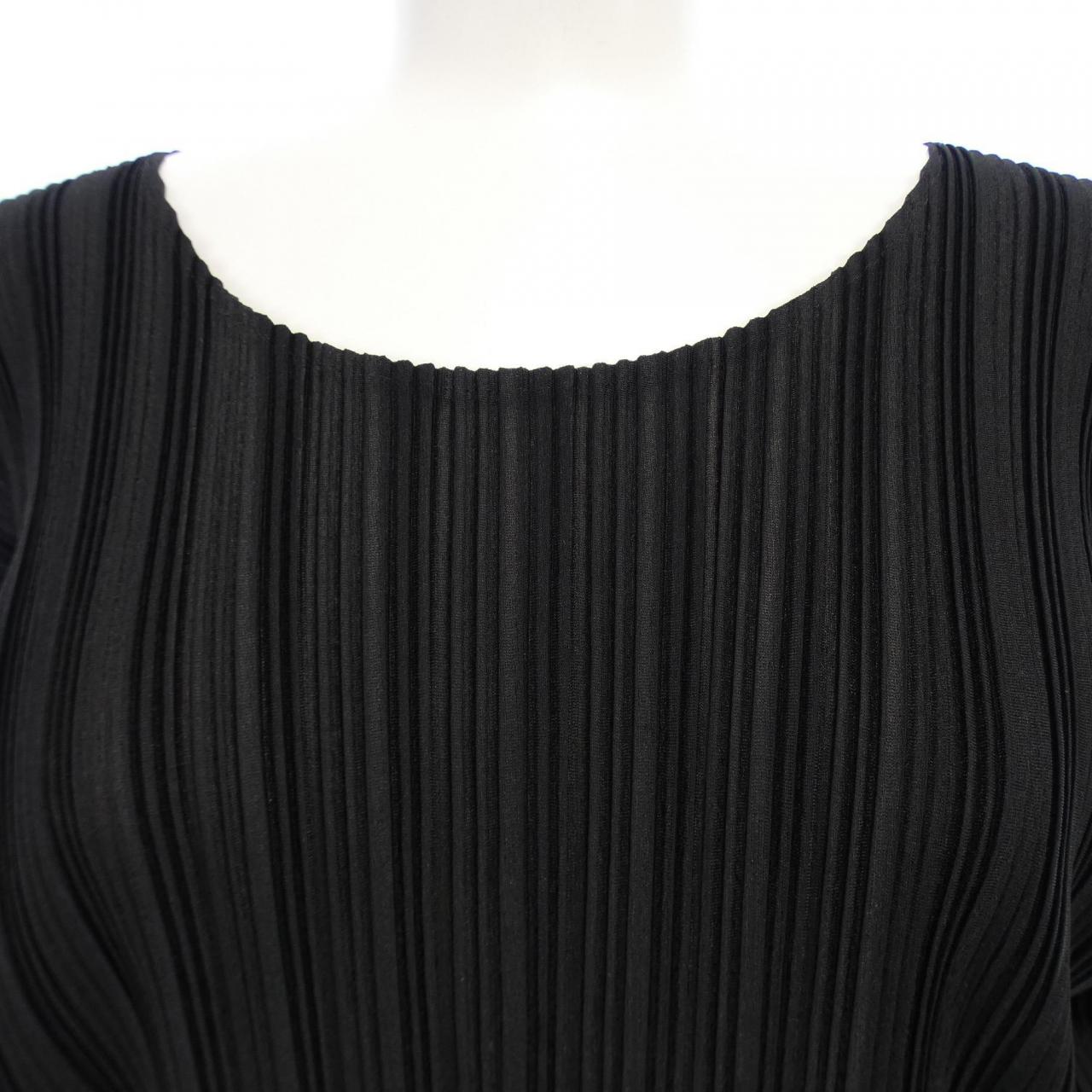 プリーツプリーズ PLEATS PLEASE トップス