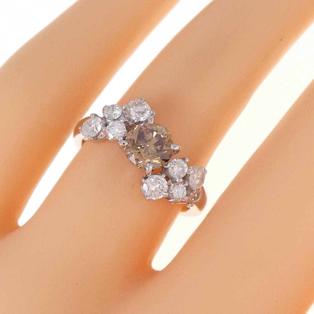 K18WG ダイヤモンド リング 0.99CT