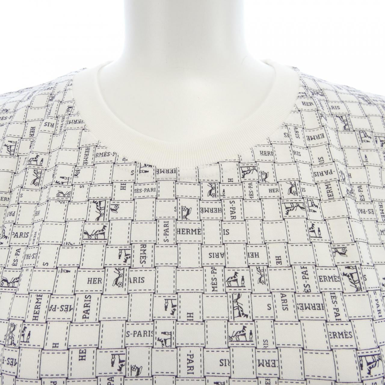 エルメス HERMES Tシャツ
