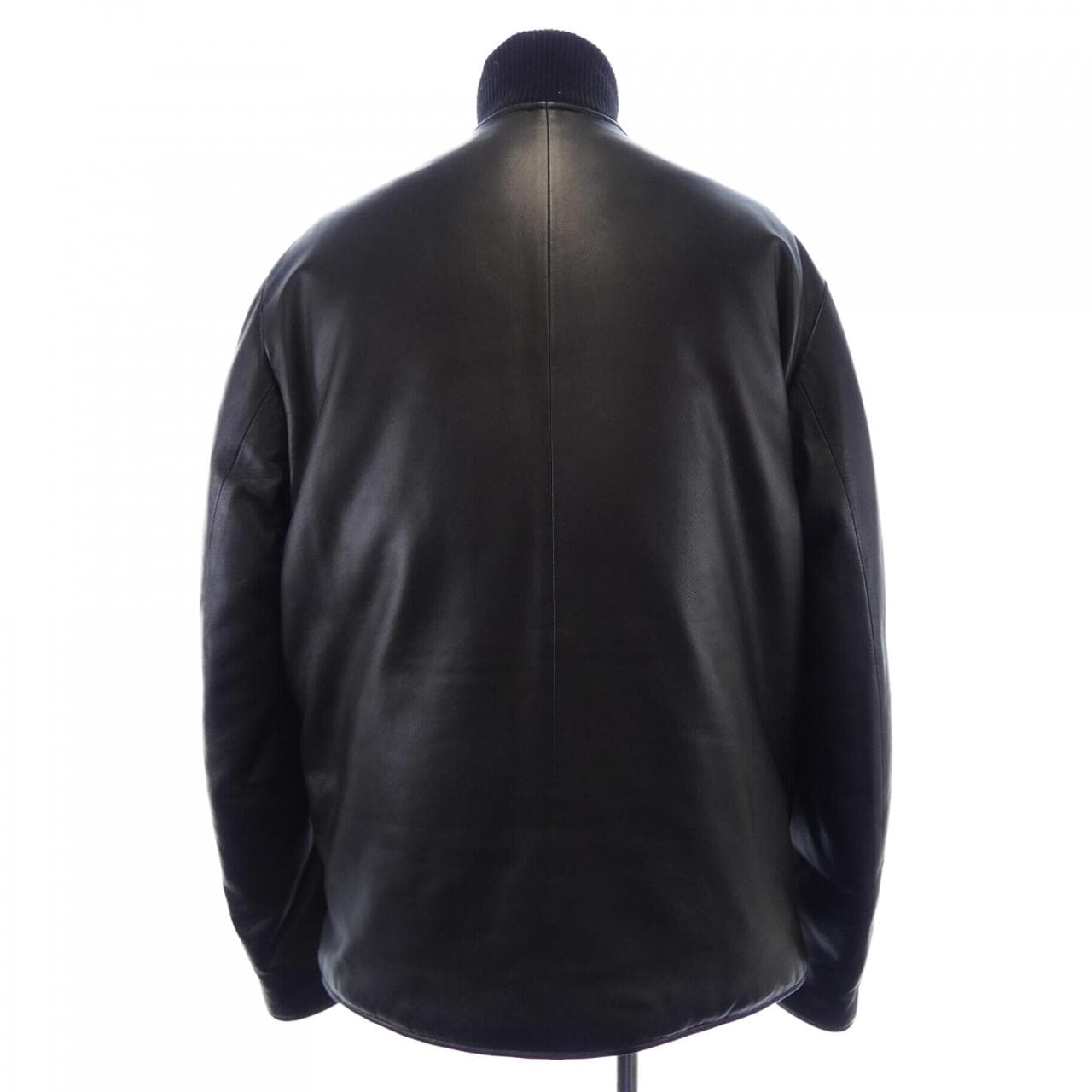 エルメス HERMES ダウンジャケット