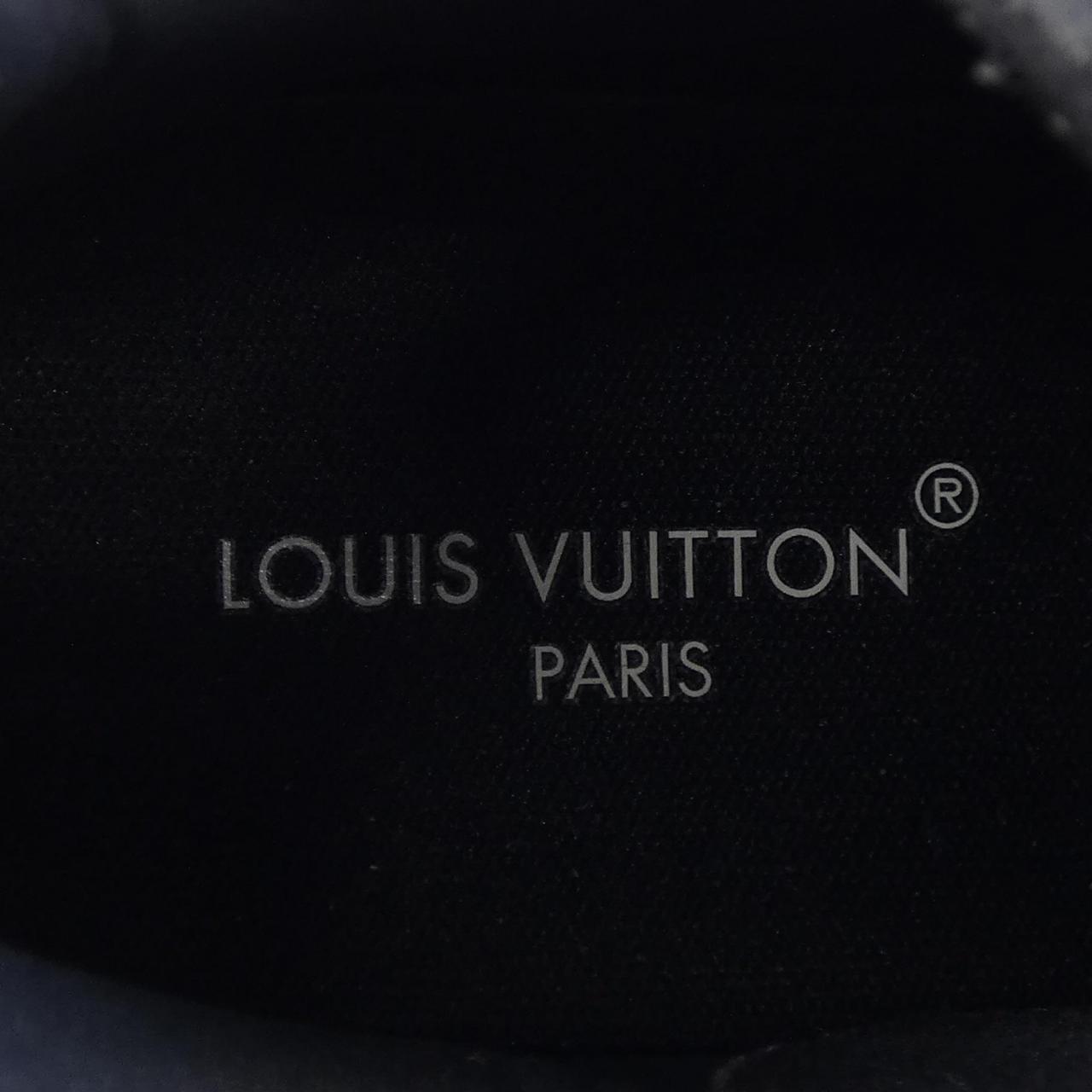 ルイヴィトン LOUIS VUITTON スニーカー