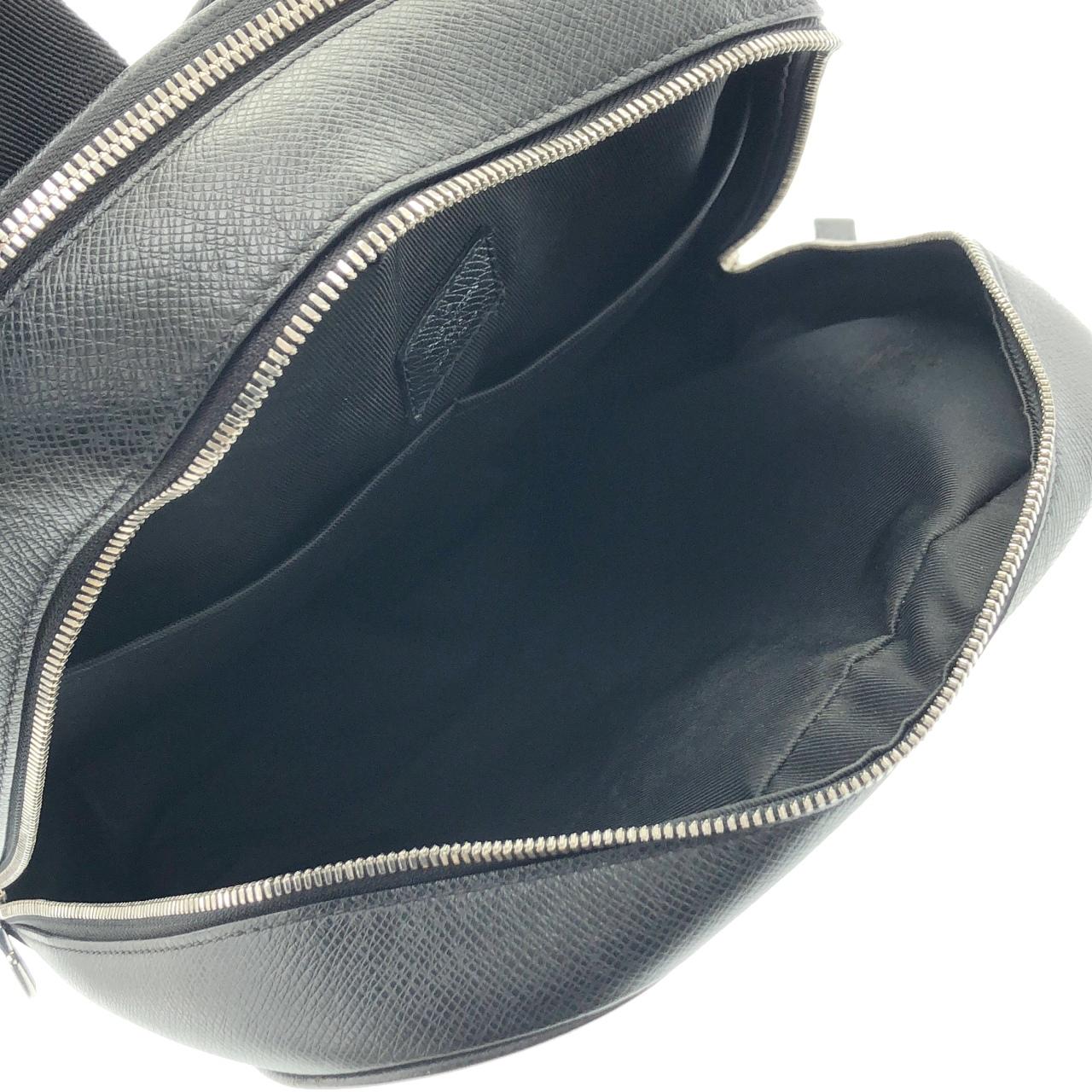 ルイヴィトン タイガ エイドリアン バックパック M30857 リュックサック