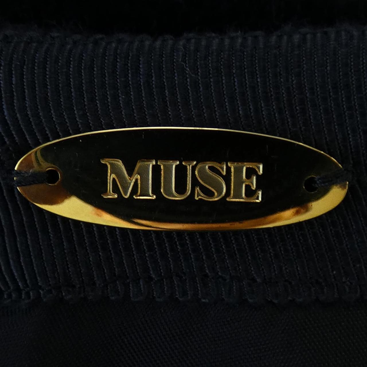 ミューズ MUSE スカート