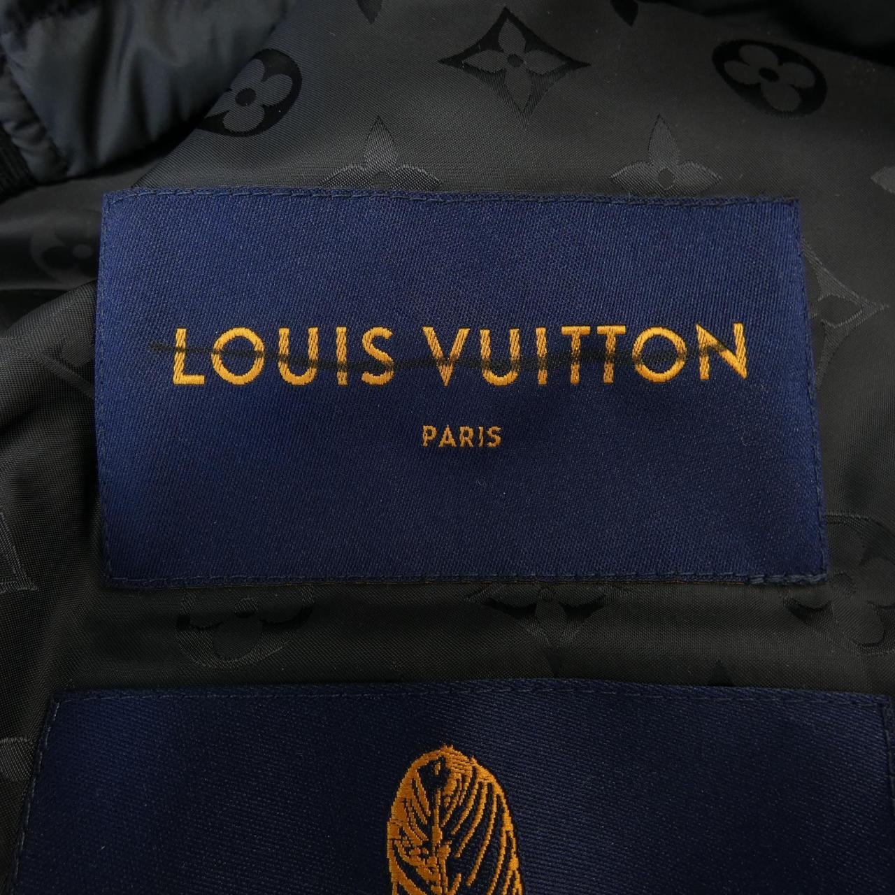 LOUIS VUITTON羽绒服