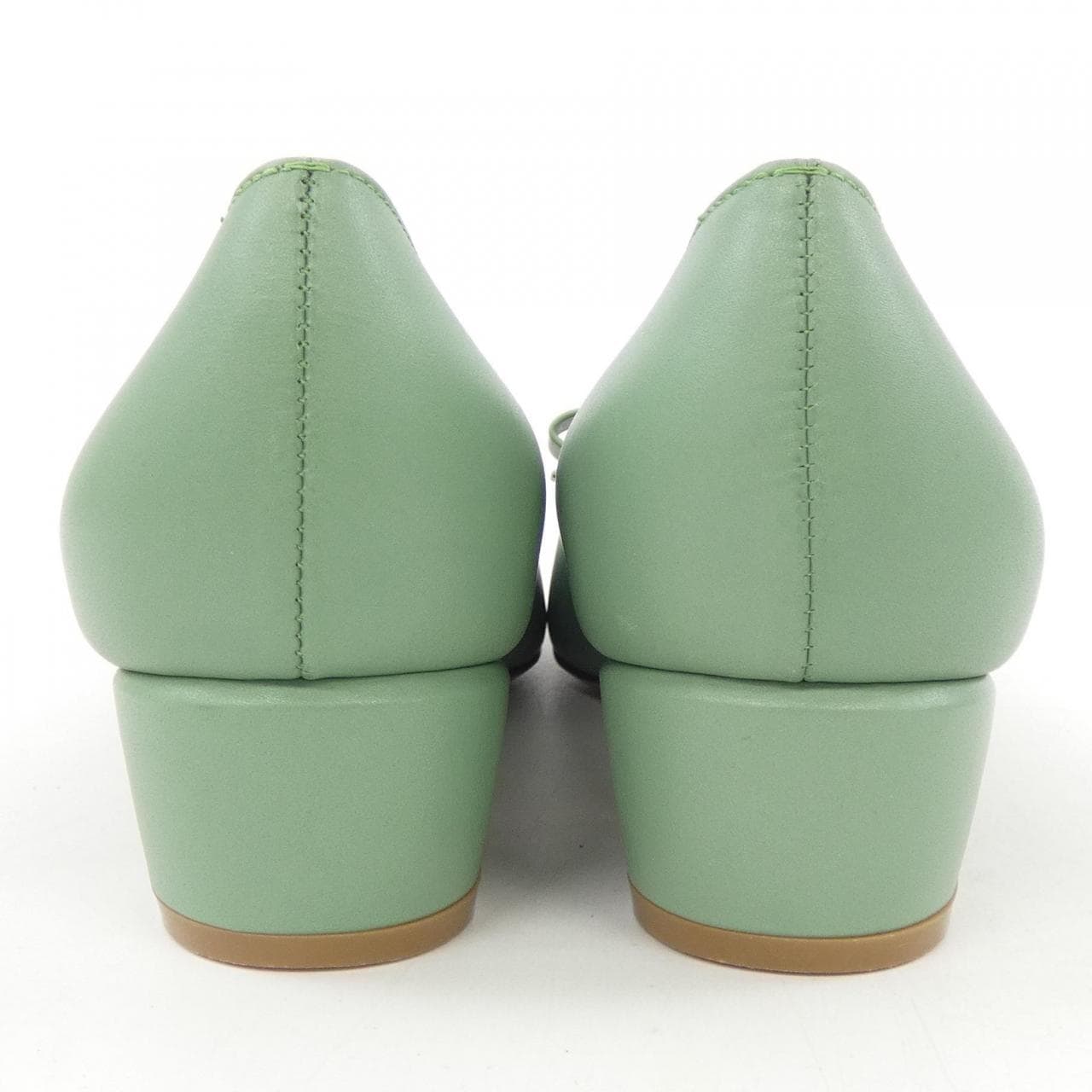 サルヴァトーレフェラガモ SALVATORE FERRAGAMO VARA パンプス