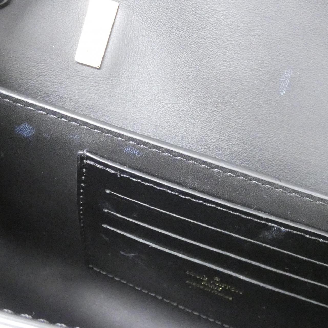 ルイヴィトン ウォレット オン チェーン カプシーヌ M12710 ショルダーバッグ