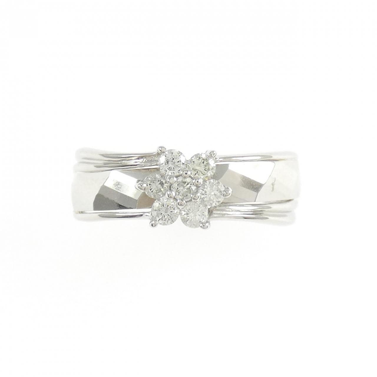 PT900 フラワー ダイヤモンド リング 0.23CT