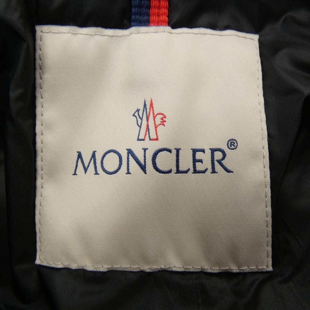 MONCLER蒙克勒羽绒服