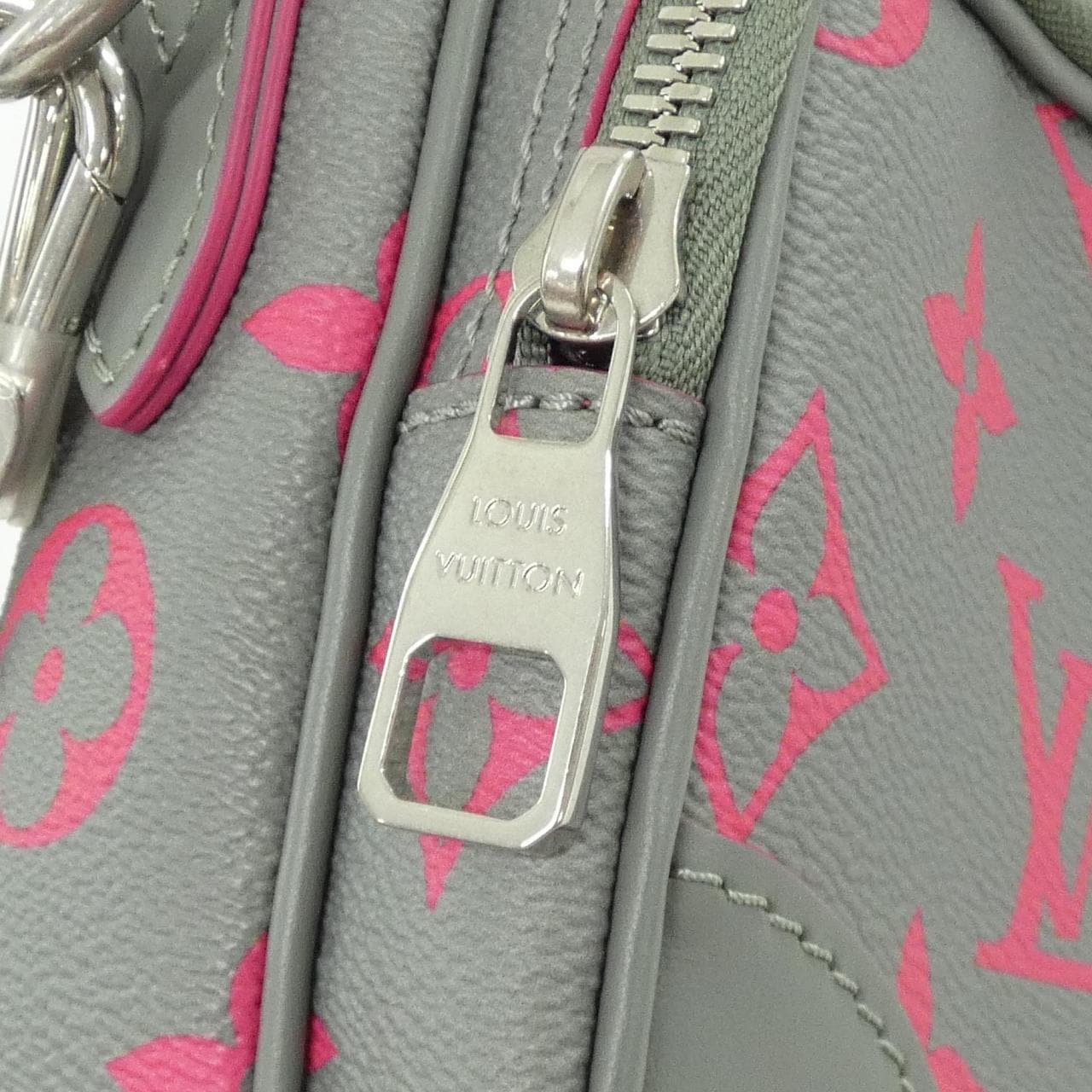 ルイヴィトン モノグラム グロウ ナイル M15024 ショルダーバッグ