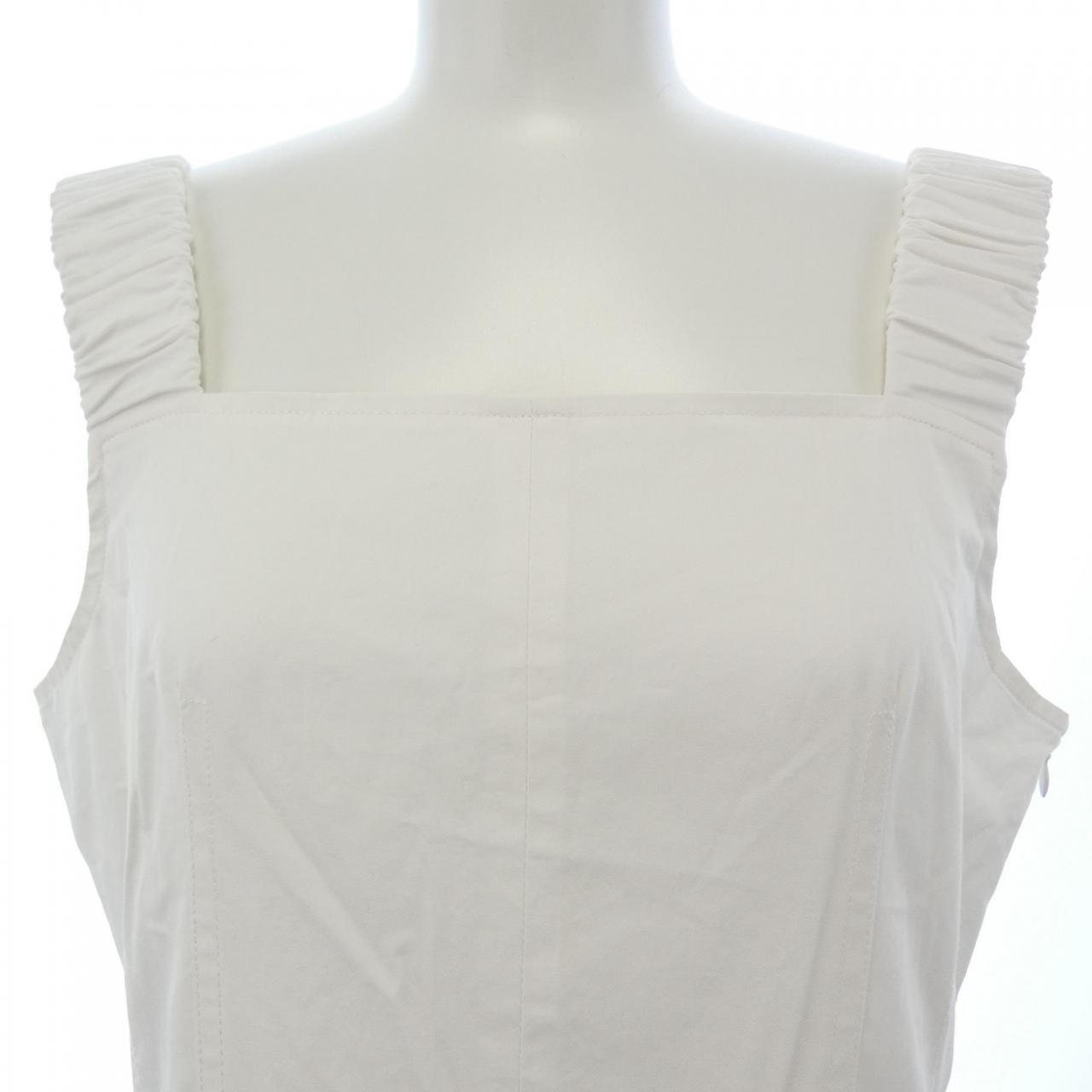 L.elu ワンピース