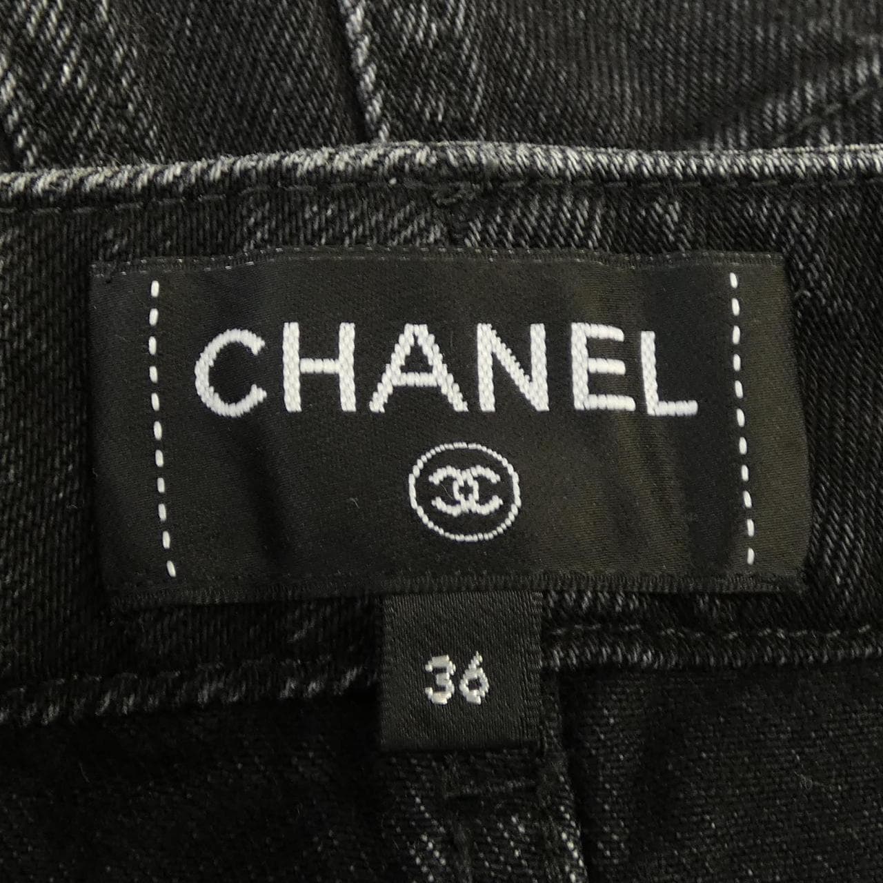 シャネル CHANEL LOOK50 P77640V69611 ショートパンツ