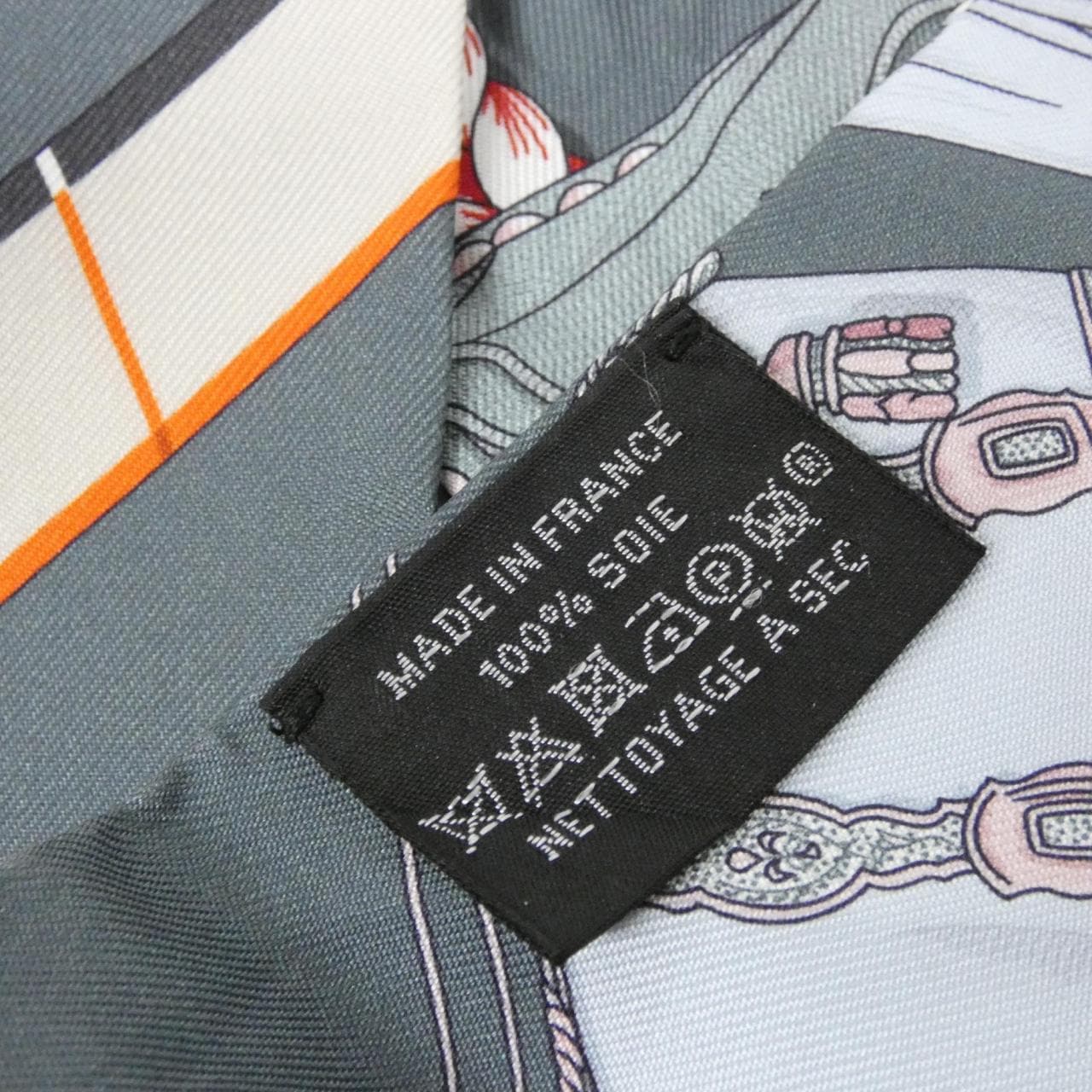 エルメス GRAND APPARAT ツイリー 061364S スカーフ