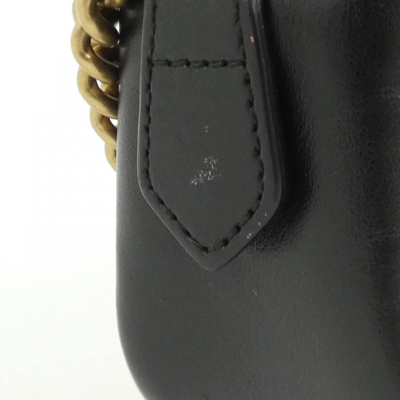 グッチ GG MARMONT 448065 DTD1T ショルダーバッグ