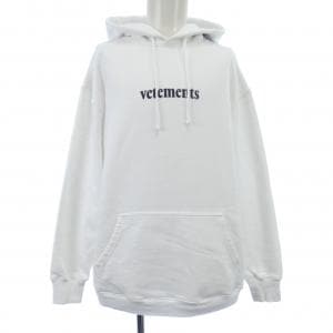 ヴェトモン VETEMENTS パーカー