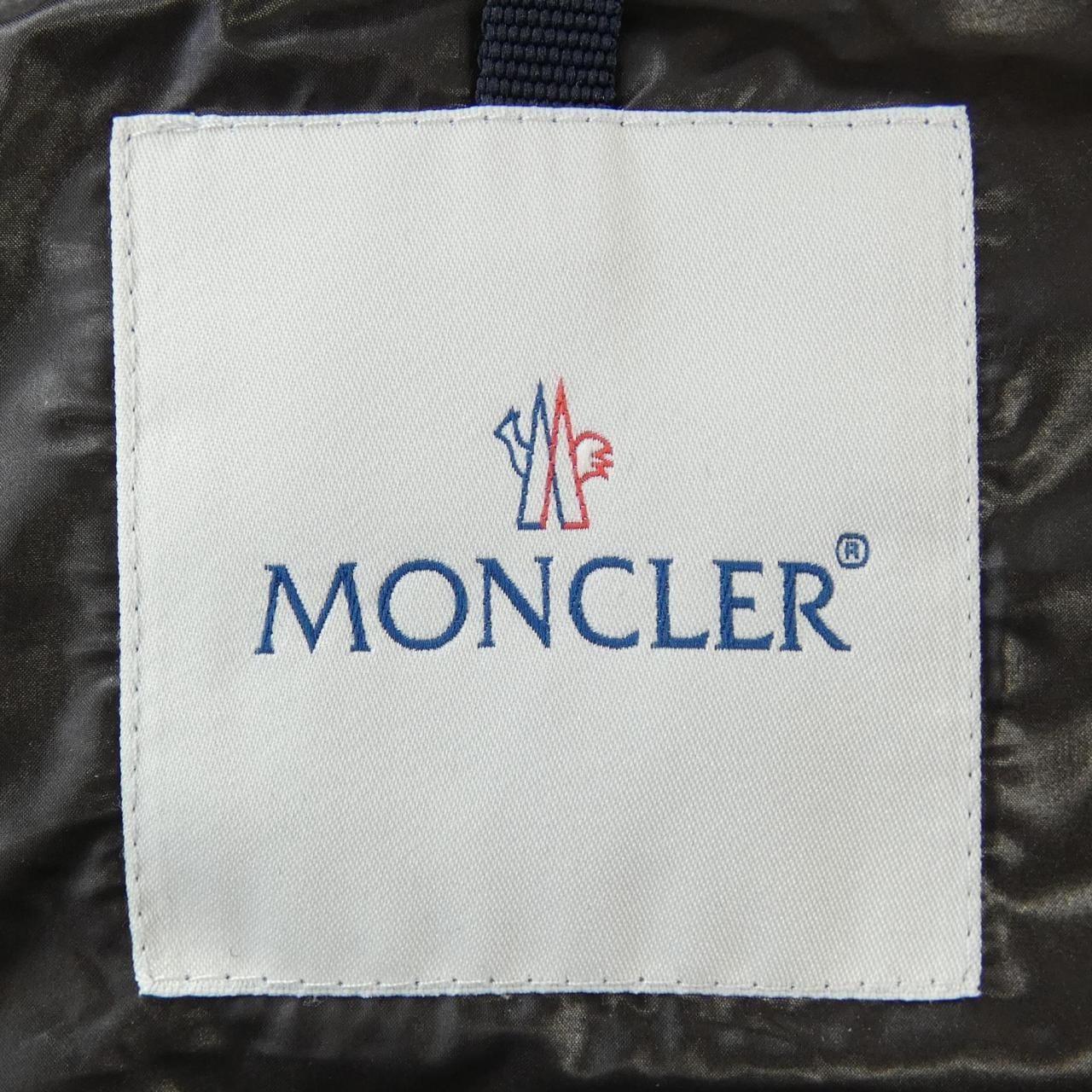 モンクレール MONCLER ダウンジャケット