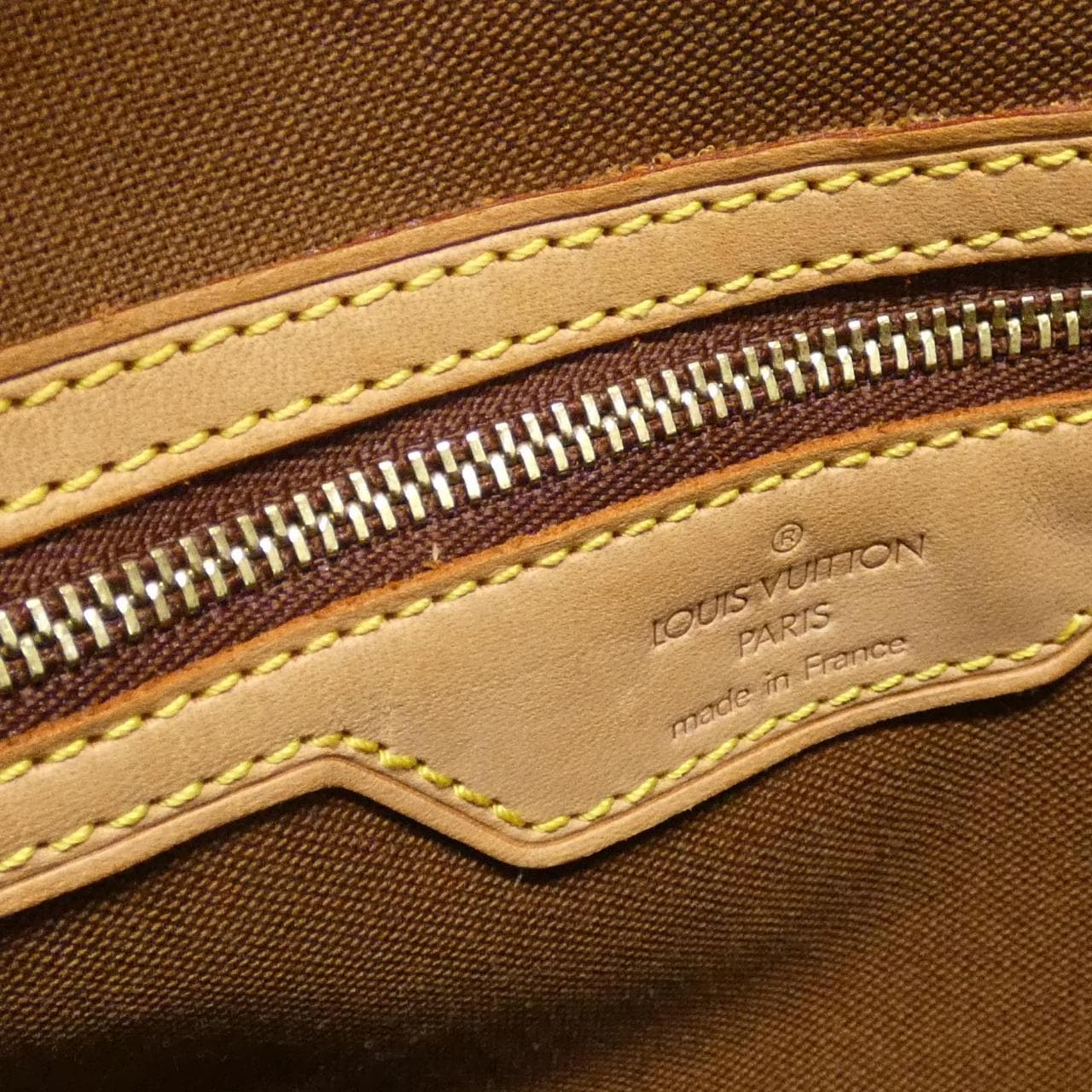 LOUIS VUITTON Monogram Hippo Mezzo M51151 包