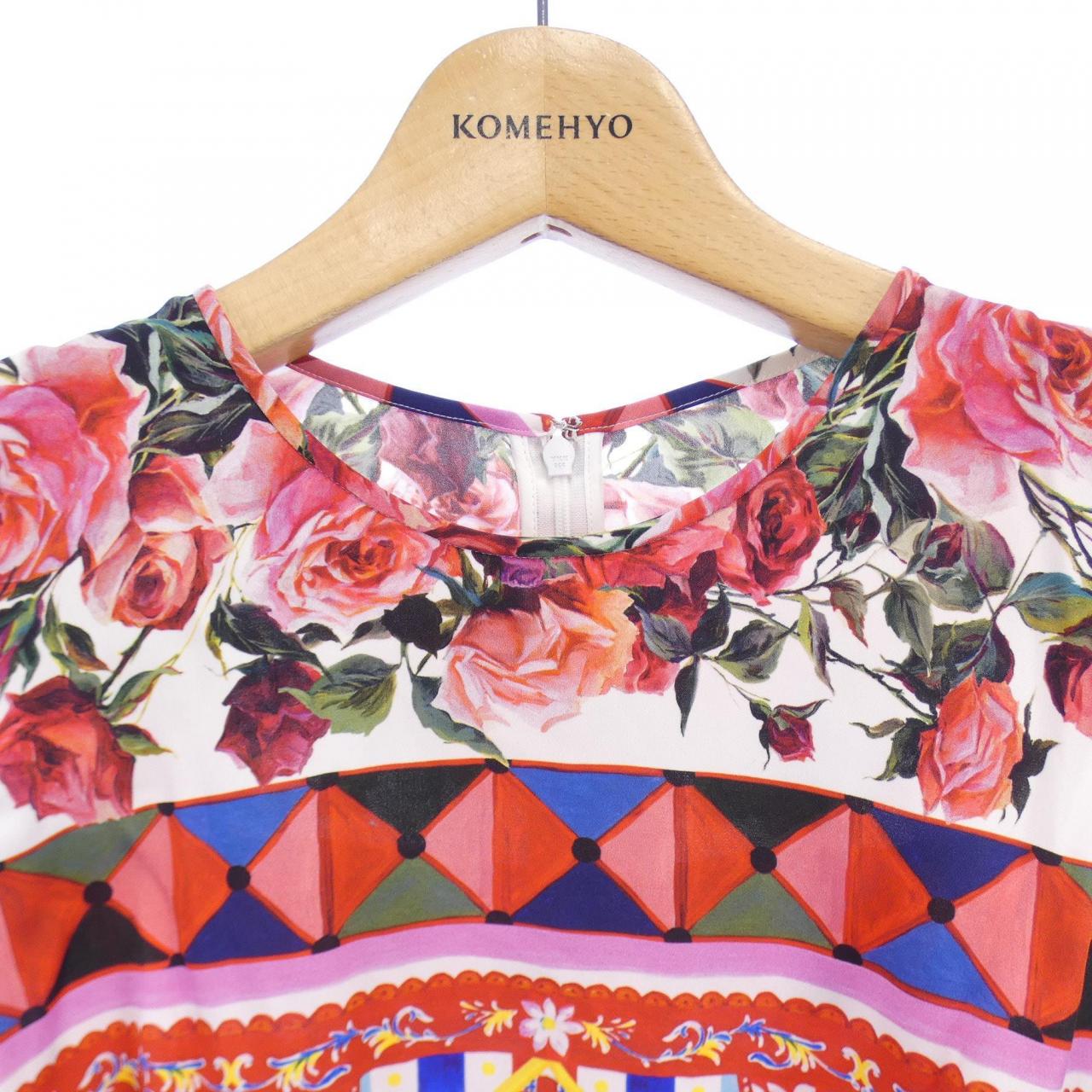 ドルチェアンドガッバーナ DOLCE&GABBANA トップス