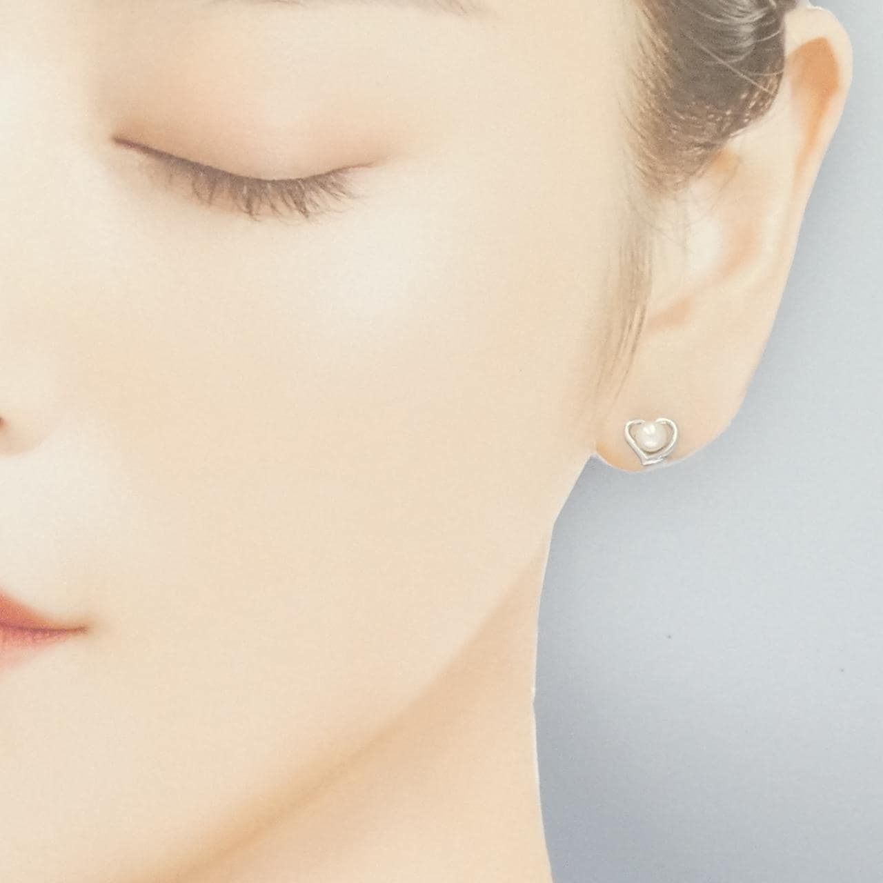 K18WG ハート アコヤパール ピアス 4.1mm