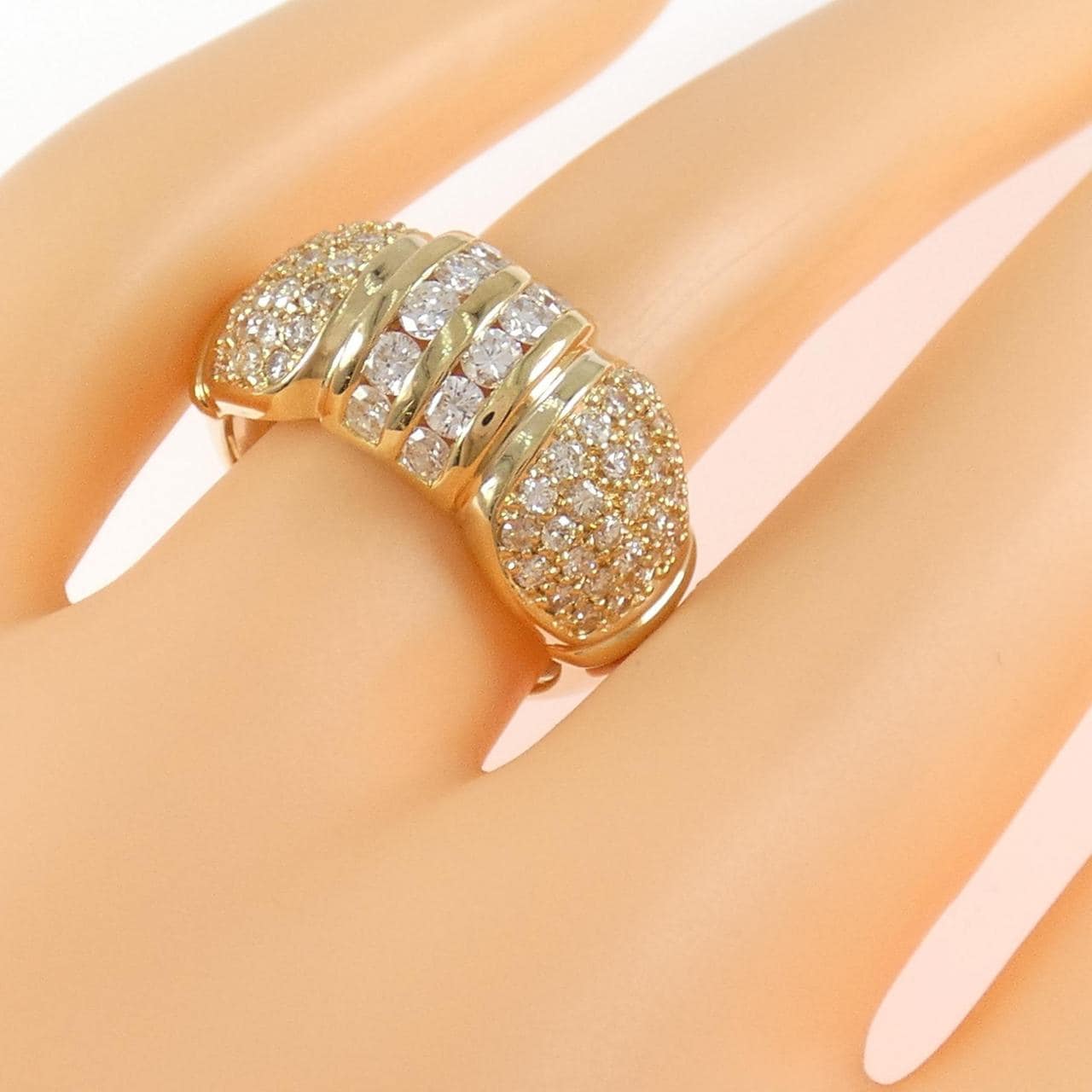 K18YG ダイヤモンド リング 1.57CT