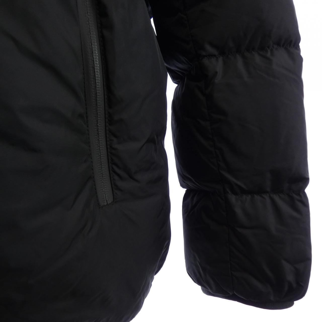 モンクレール MONCLER MONTCLA ダウンジャケット