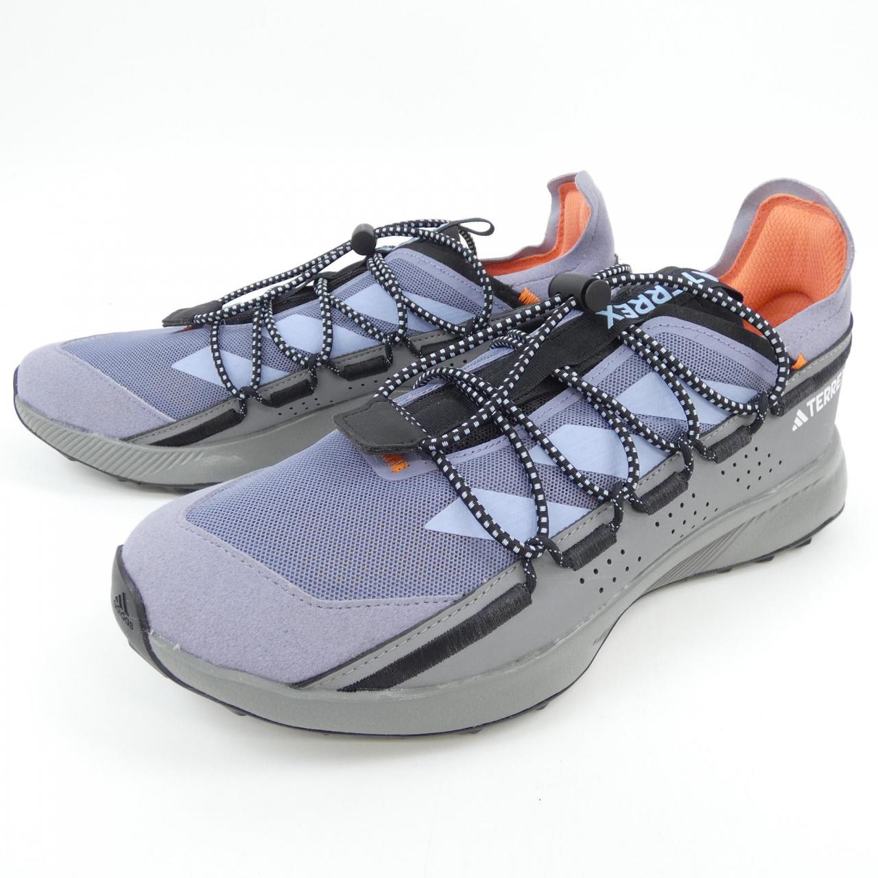 アディダス ADIDAS HP8616 スニーカー