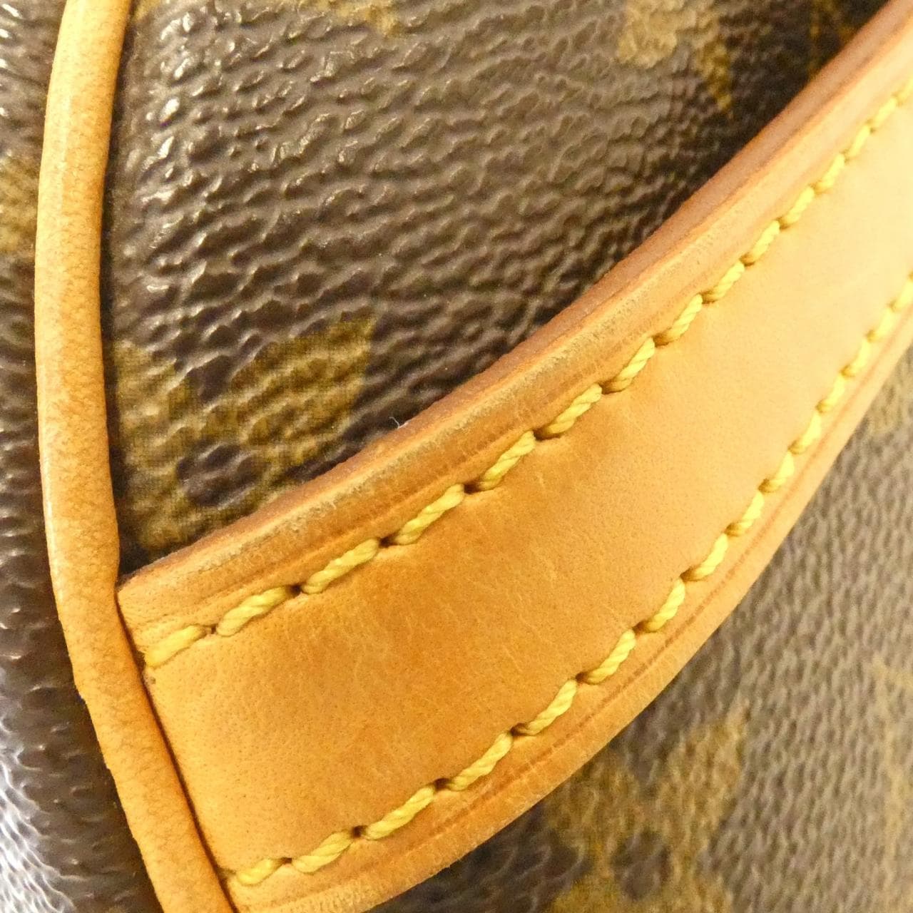 ルイヴィトン モノグラム ブロワ M51221 ショルダーバッグ