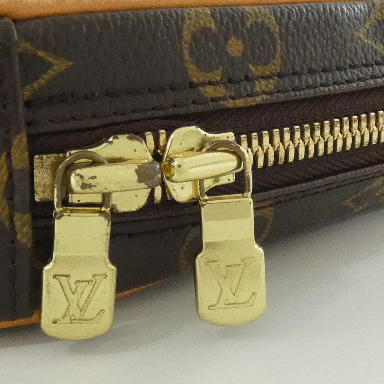 LOUIS VUITTON Monogram Pochette Ganju M51870 单肩包