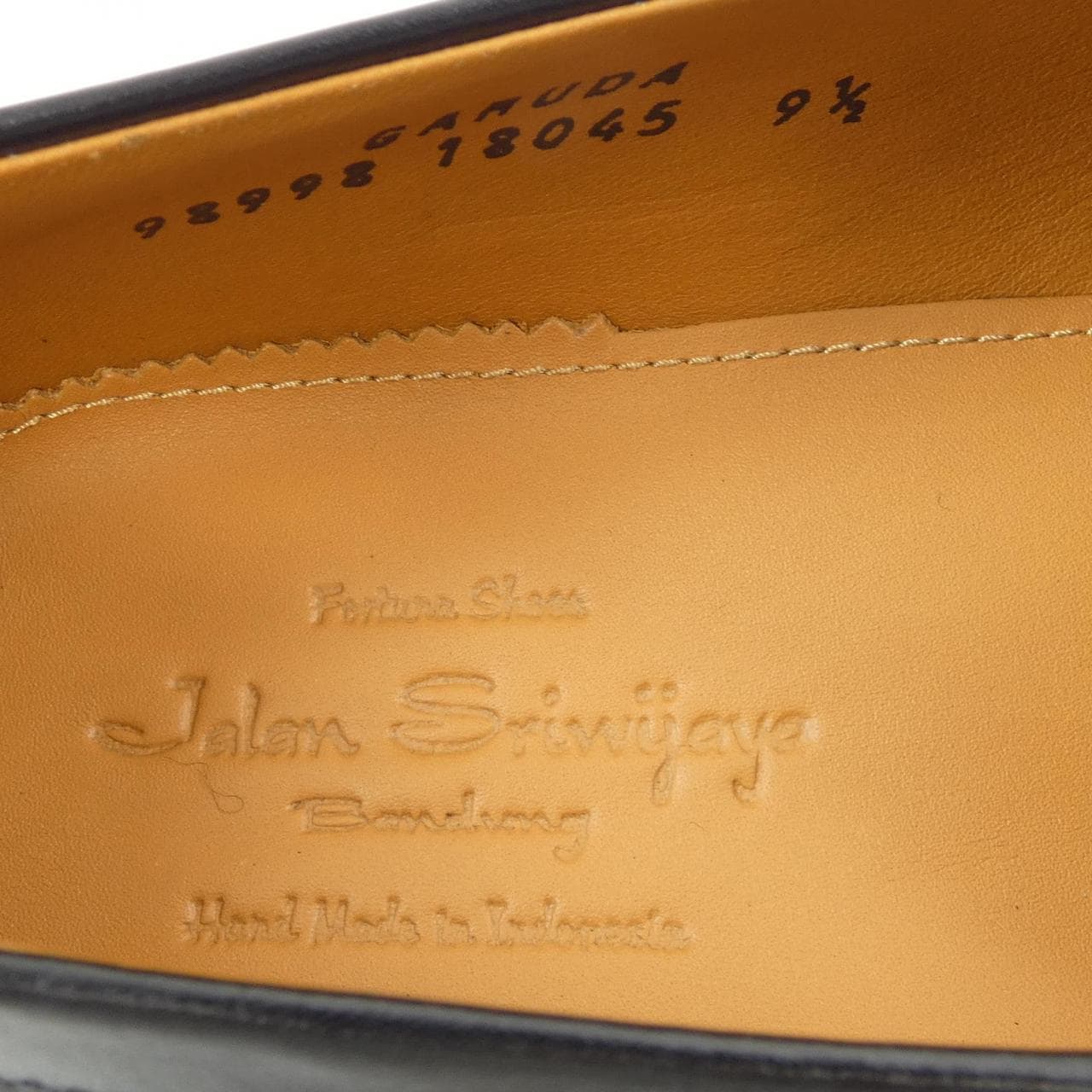 ジャランスリウァヤ JALAN SRIWIJAYA 98998 18045 シューズ