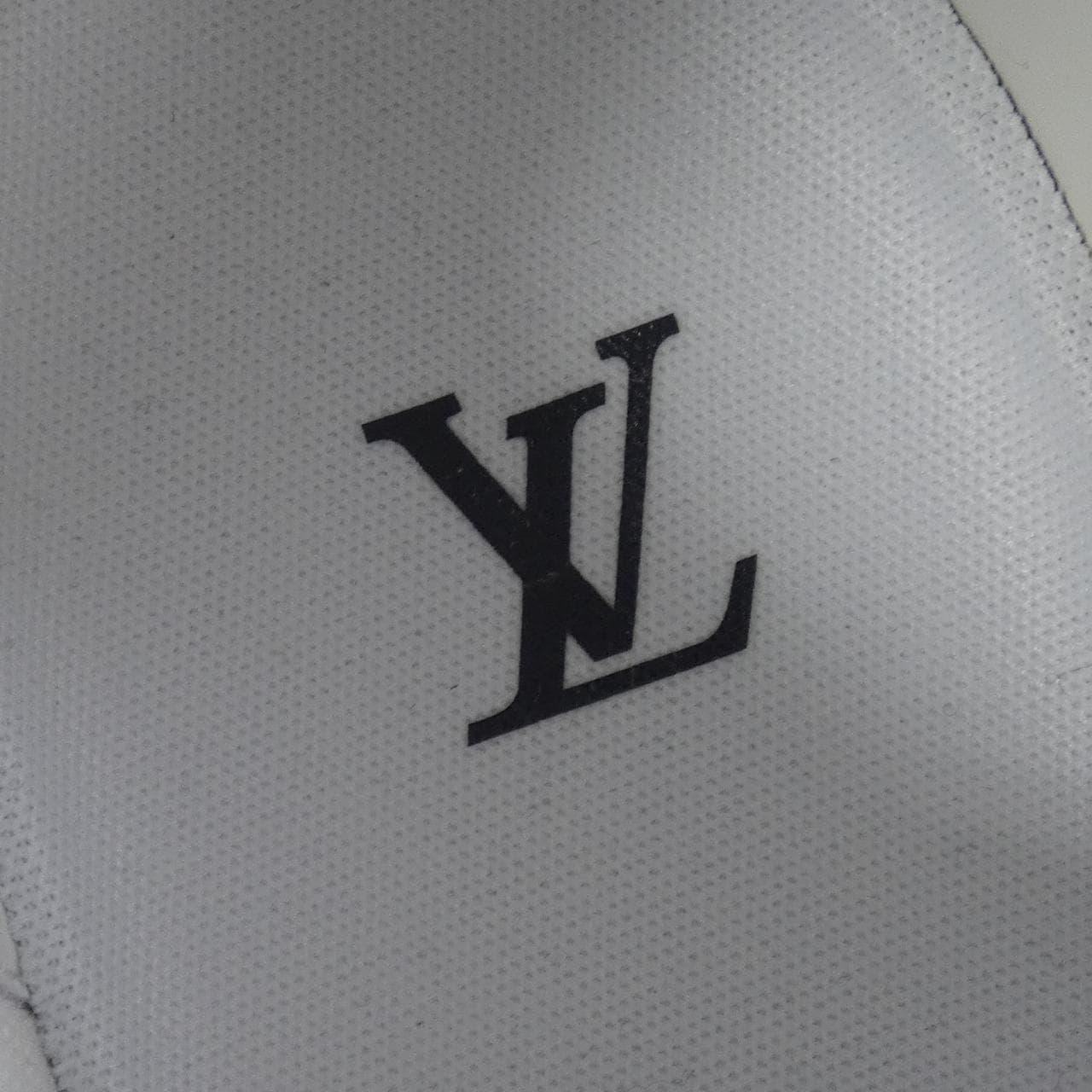 ルイヴィトン LOUIS VUITTON LVトレイナーライン スニーカー