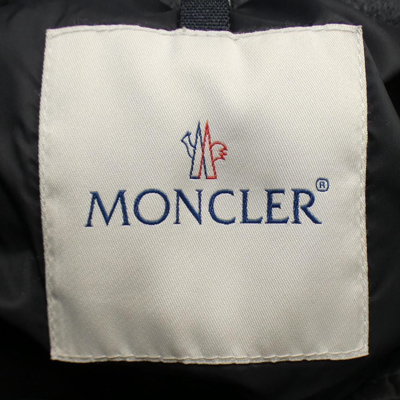 MONCLER蒙克勒羽绒服