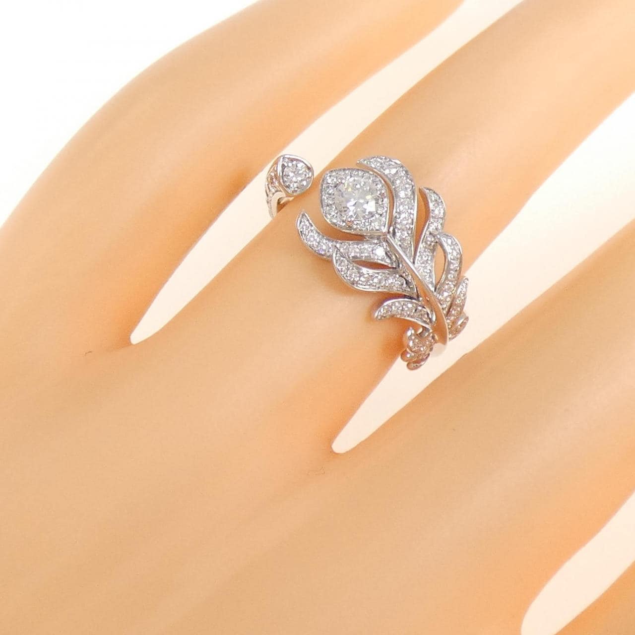 ブシュロン プリュム ドゥ パオン エクストラスモール リング