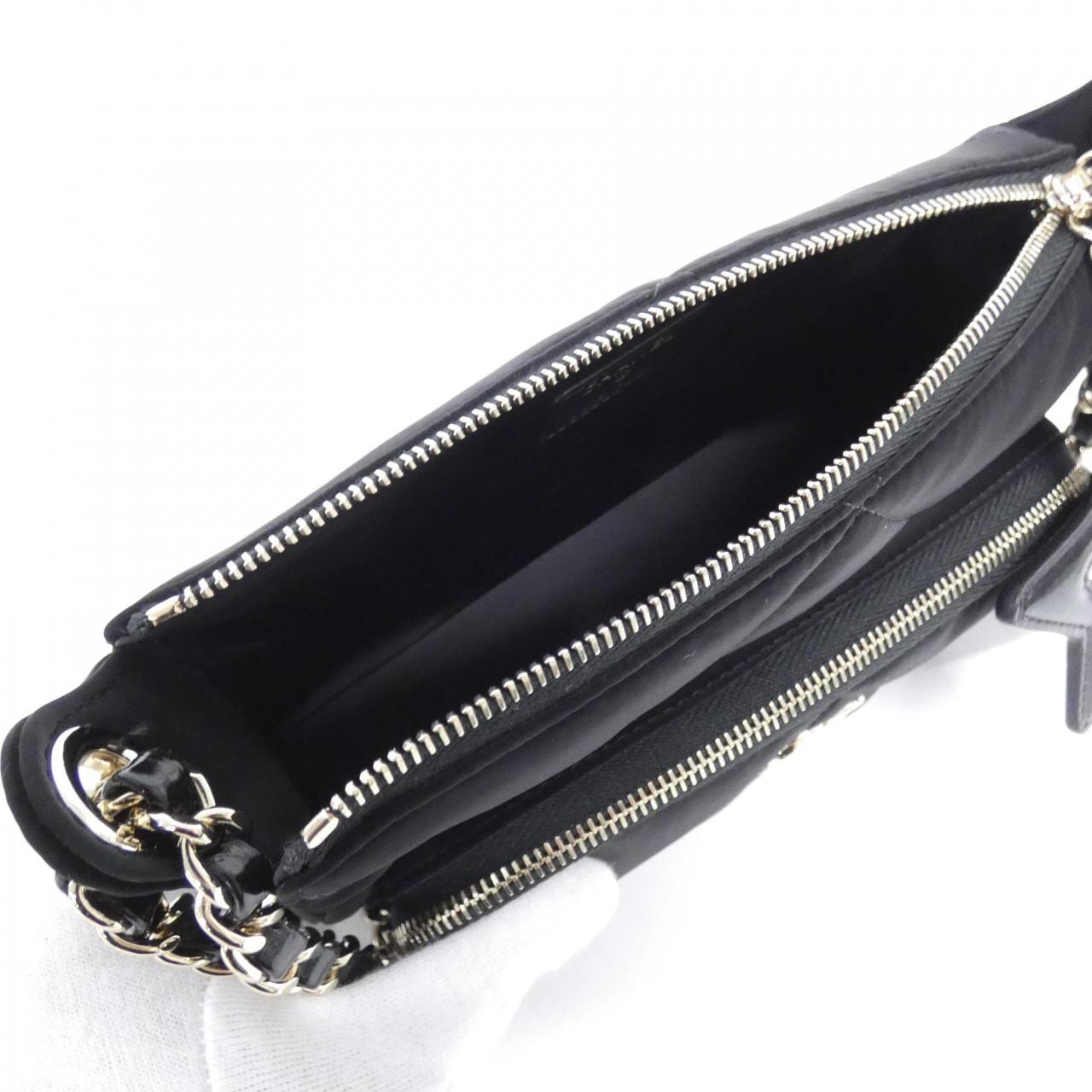 シャネル AP4771 チェーンクラッチ