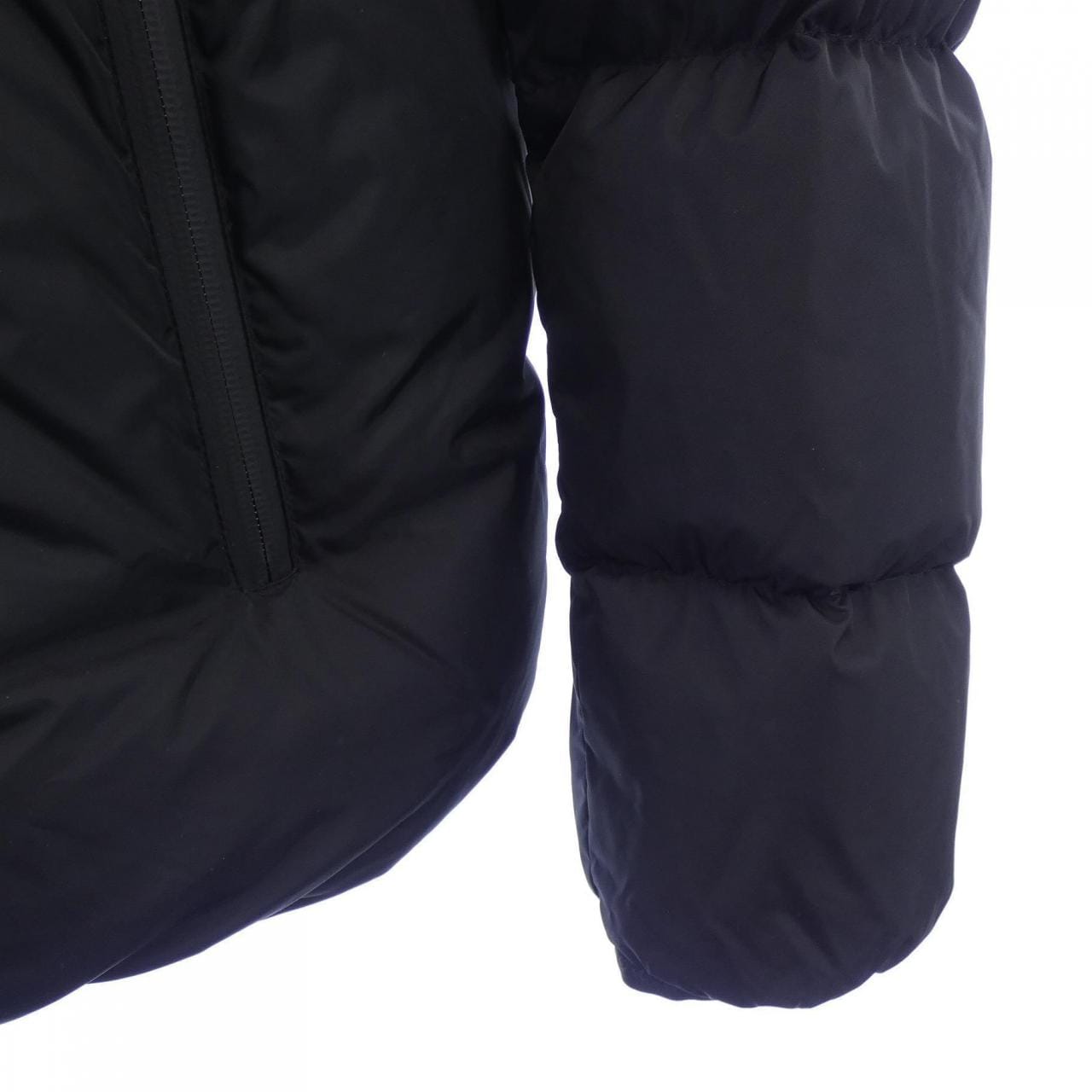 モンクレール MONCLER MONTCLA ダウンジャケット